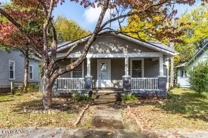 317 E Springdale Ave, Knoxville, TN 37917