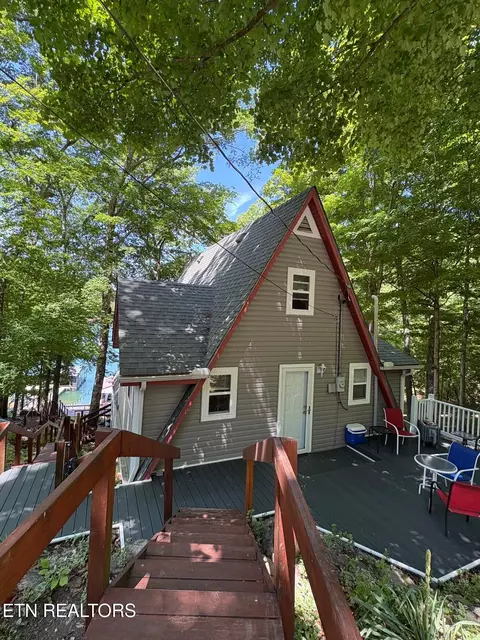 949 Flat Hollow Marina Rd, Speedwell, TN 37870