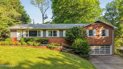 2309 Unity Dr, Knoxville, TN 37918