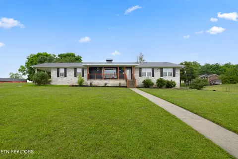 4541 Cobblestone Cir, Knoxville, TN 37938
