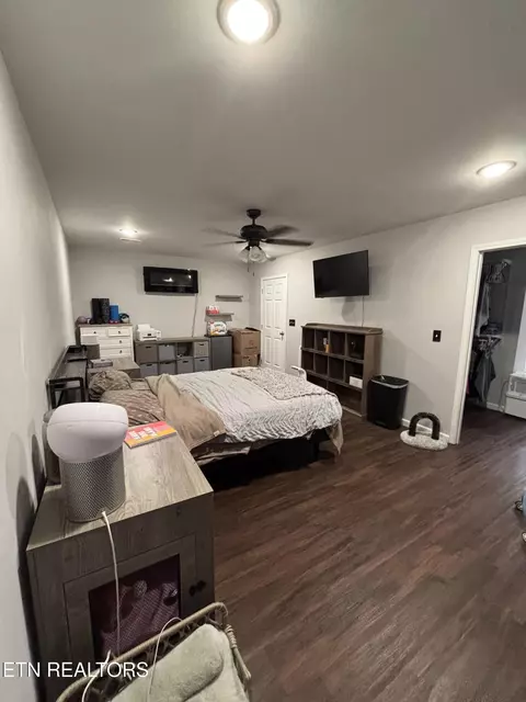 9851 Heiskell Rd, Heiskell, TN 37754 photo 3