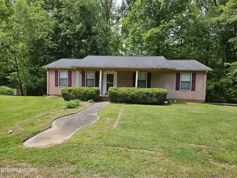 3041 Bridgeway Dr, Cookeville, TN 38506