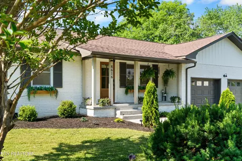 8616 Tervada Dr, Knoxville, TN 37931