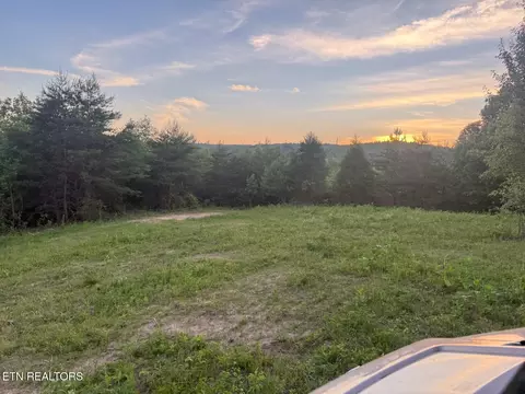 Big Four Rd, La Follette, TN 37766