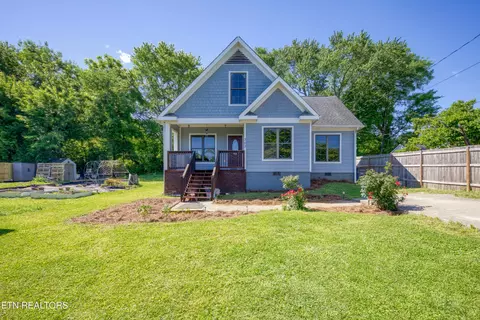 303 Kensi Dr, Knoxville, TN 37912