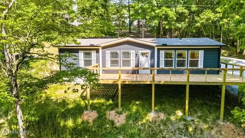 264 Rain Valley Rd, La Follette, TN 37766