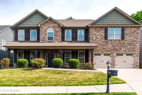 8815 Samuel Andrew Ln, Knoxville, TN 37922