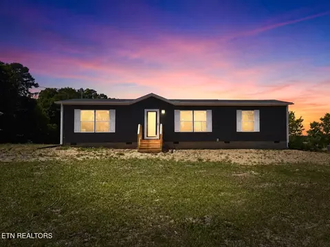 620 Pates Hill Rd, Mosheim, TN 37818