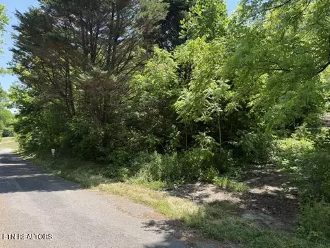 1639 Noe Cir, New Market, TN 37820