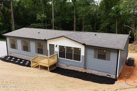 260 Island Ford Rd, Rocky Top, TN 37769
