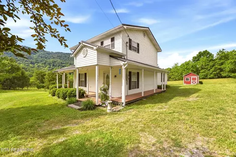 357 Neal Rd, Tazewell, TN 37879