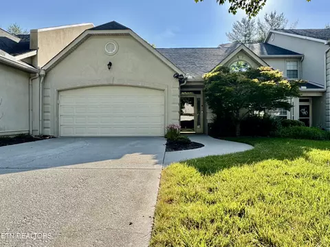 622 Chapel Point Ln, Knoxville, TN 37934
