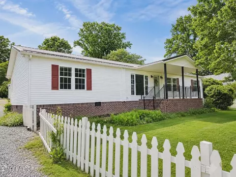 187 Brandonwood Dr, Johnson City, TN 37604
