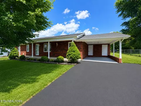 118 Brittain Dr, Harrogate, TN 37752
