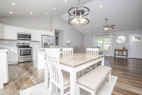 Dining - 103 Scenic View Dr, Corryton, TN 37721 photo 1 of 3