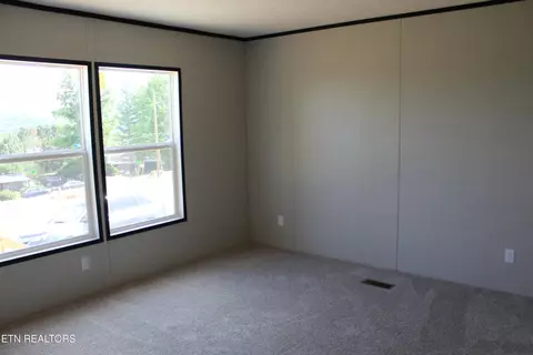 443 Smokey Rd, Rutledge, TN 37861