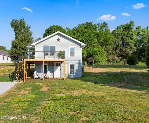 248 Hiway Dr, Clinton, TN 37716