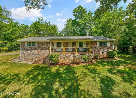 6315 Babelay Rd, Knoxville, TN 37918