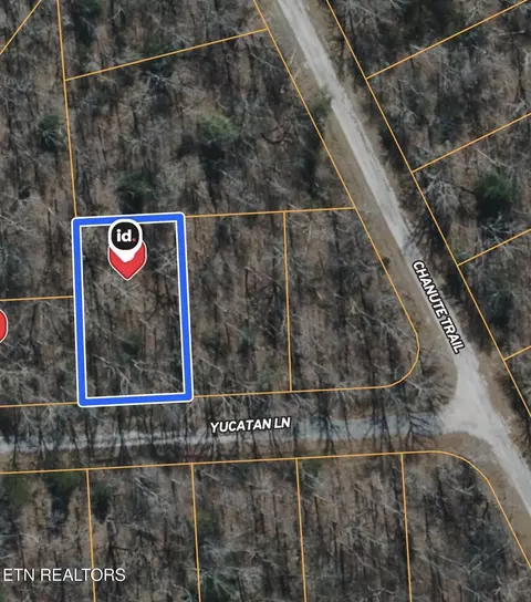 1045 Yucatan Ln, Crossville, TN 38572