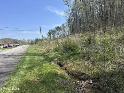 Douglas Lane, Jellico, TN 37762