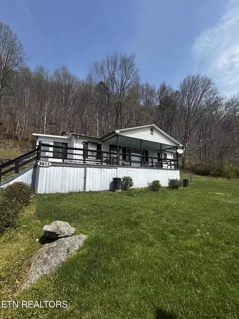 5872 New River Hwy, Briceville, TN 37710