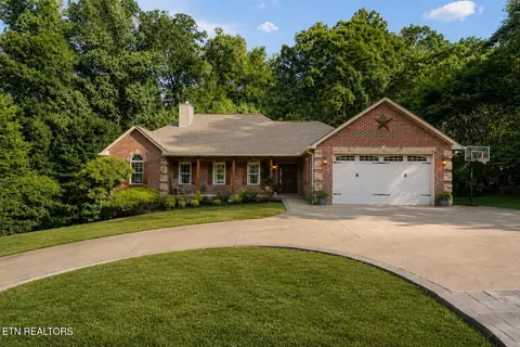 4505 Mockingbird Dr, Knoxville, TN 37918