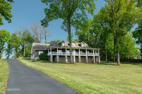 1330 Jim Fain Rd, Sevierville, TN 37876