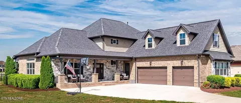 114 Pheasant Walk Dr, Maryville, TN 37804