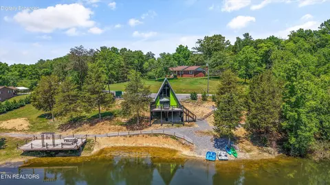 903 Jersey Dr, Sevierville, TN 37862