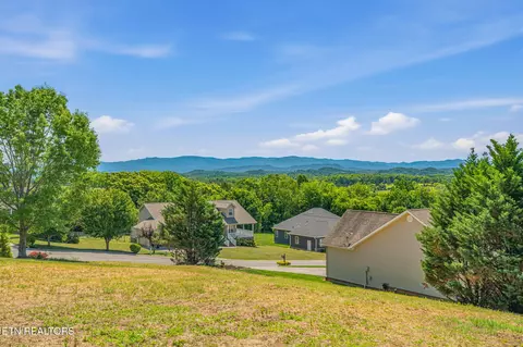 165 Cold Creek Rd, Madisonville, TN 37354