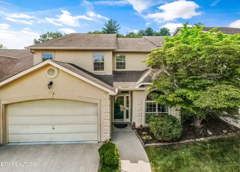 665 Chapel Point Ln, Knoxville, TN 37934