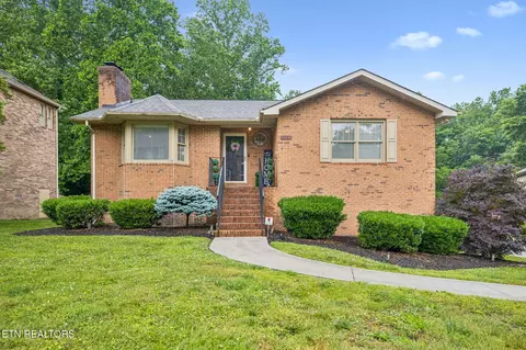 6733 Saddle Creek Pass, Knoxville, TN 37921