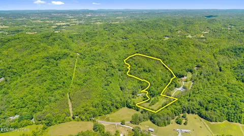 Old Chilhowee Tract 3 Rd, Seymour, TN 37865