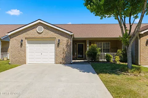 10021 Gate Post Way, Knoxville, TN 37931