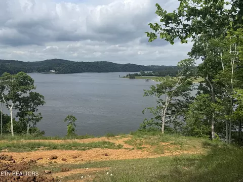 170 Bluffton Rd, Friendsville, TN 37737