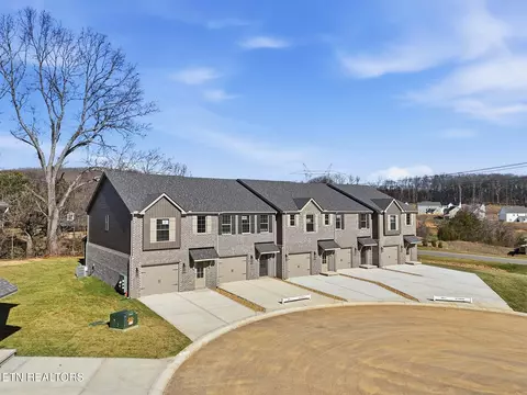 8994 Keenberg Ln #89, Knoxville, TN 37931