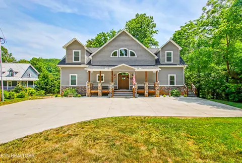 597 E Norris Point Rd, La Follette, TN 37766