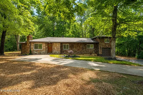 2212 Byington Solway Rd, Knoxville, TN 37931