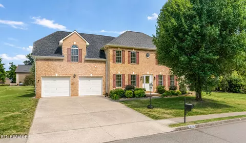 3318 Spindletop Ct, Knoxville, TN 37938