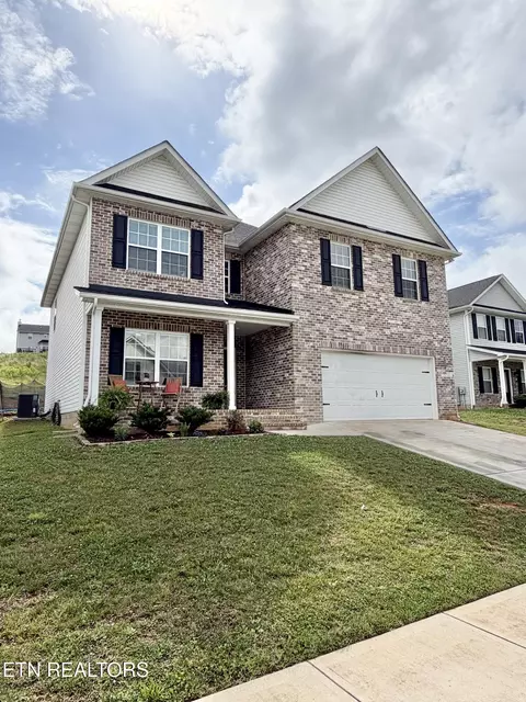 8221 Zodiac Ln, Powell, TN 37849