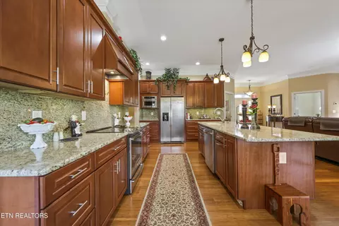 Kitchen - 354 Shields Crossing Dr, Bean Station, TN 37708 photo 4 of 7