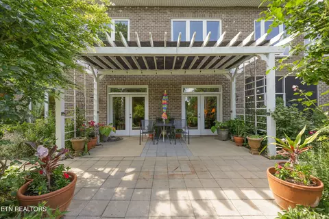Exterior - 354 Shields Crossing Dr, Bean Station, TN 37708 photo 4 of 11