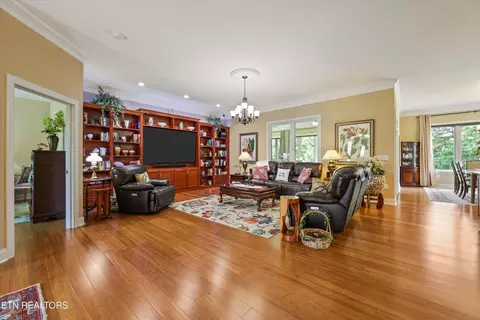 Living - 354 Shields Crossing Dr, Bean Station, TN 37708 photo 2 of 4