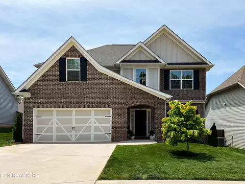 1110 Hamilton Farm Ln, Knoxville, TN 37932