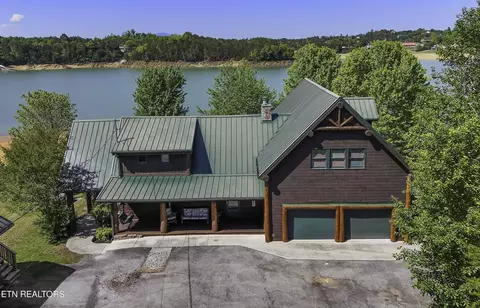 2101 Cecil Ln, Sevierville, TN 37876