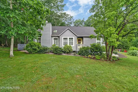 41 Hickory Cove Ln, Crossville, TN 38558