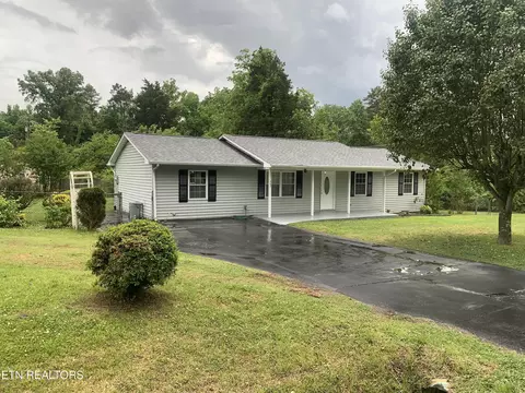 503 Edgemoor Ln, Powell, TN 37849