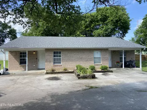 825-827 Foch St, Maryville, TN 37801