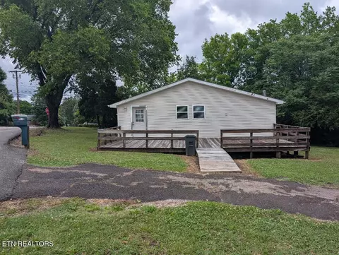 902 Carding Machine Rd, Loudon, TN 37774