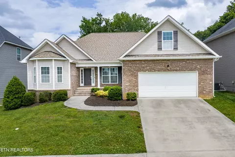 2642 Sweeping Rain Ln, Knoxville, TN 37931